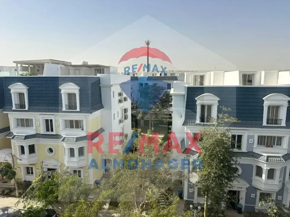 استثمر في الراحة والهدوء – فيلا للبيع بأكتوبر بارك ماونتن فيو