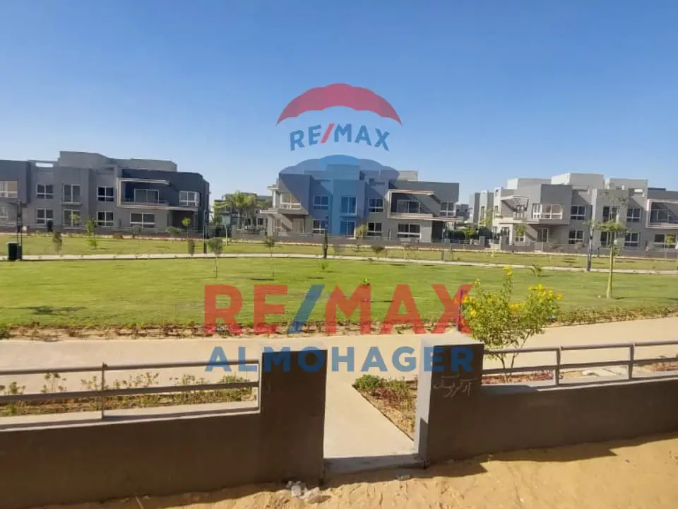 For Sale | Ground Unit in Kayan Compound – Landscape Facing