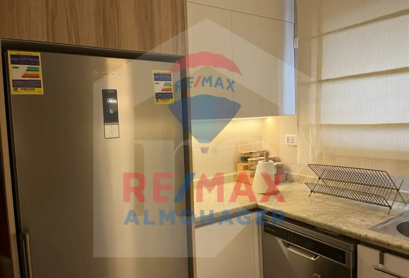 Elegant One Bedroom Apartment - New Giza Amberville, Beautiful Lake Views
