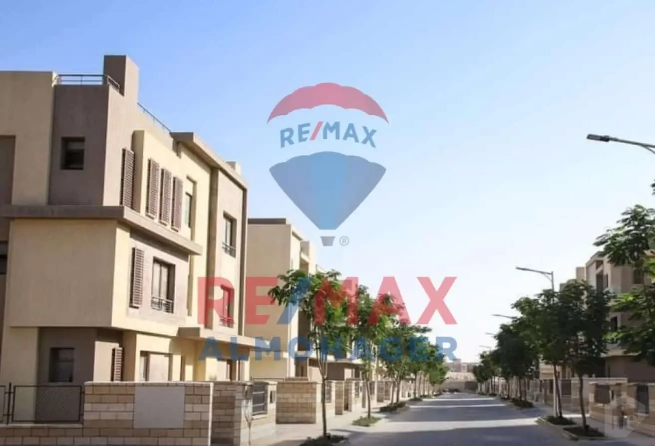 Ground Duplex for Sale in Pyramids Heights