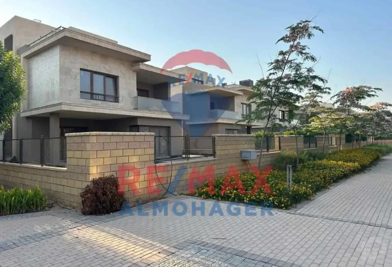 Modern Ground Duplex for Sale at Pyramids Heights