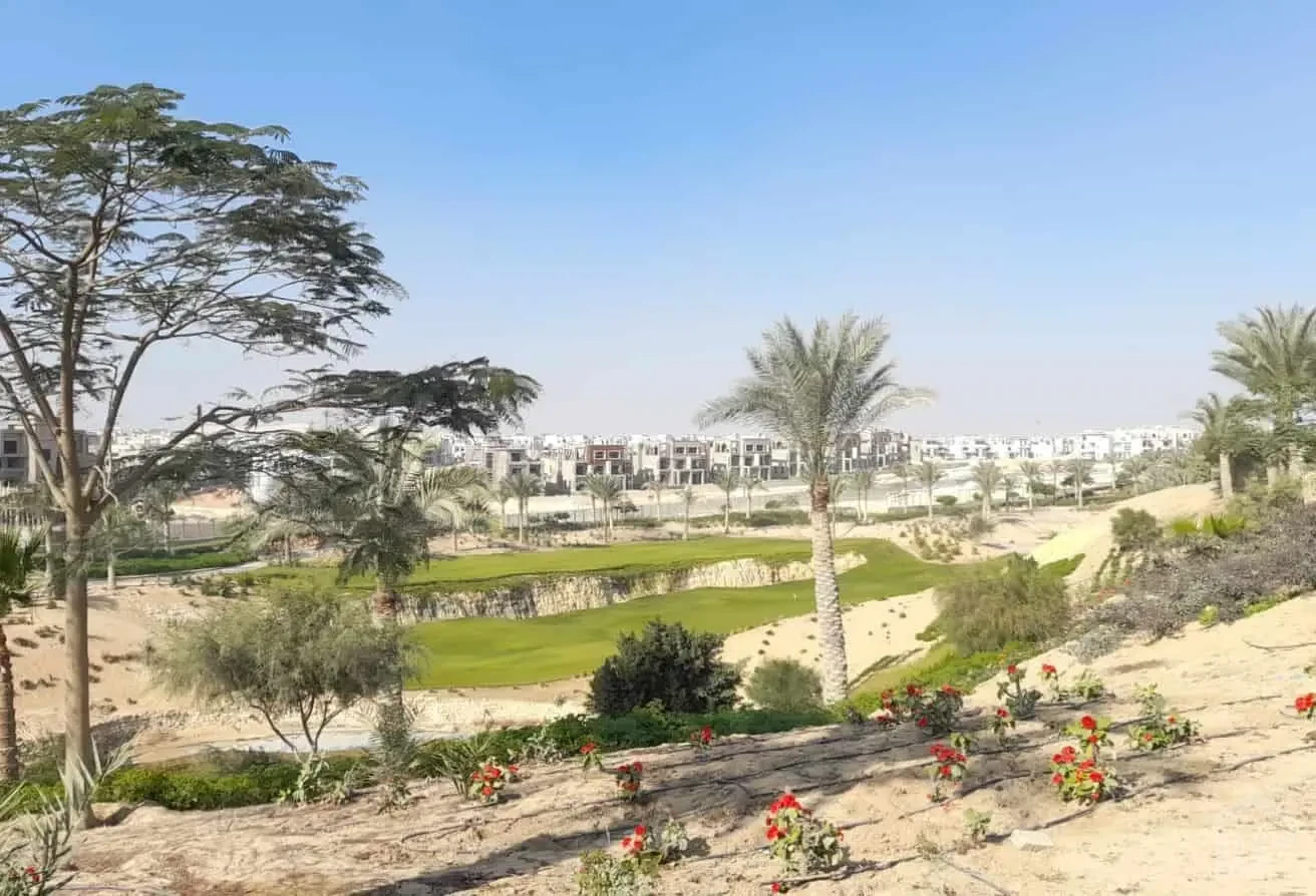فيلا فاخرة للبيع في جزيرة كينجزرانج – خصوصية تامة وإطلالة مميزة