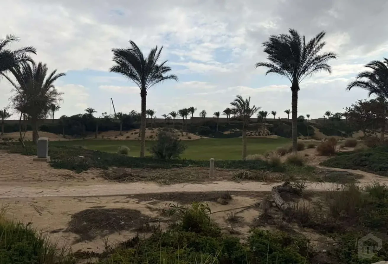فرصة نادرة: فيلا فاخرة في جزيرة كينجزرانج بإطلالات ساحرة