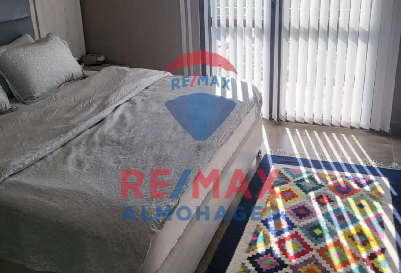 Great Opportunity! Fully Finished Penthouse for Sale in Courtyard