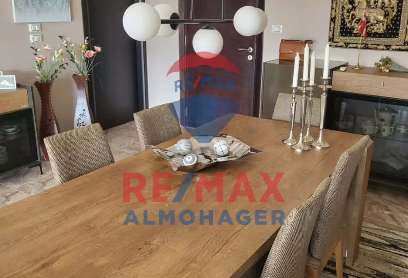 Penthouse for Sale in Courtyard – 3 Bedrooms with Lux Finishing