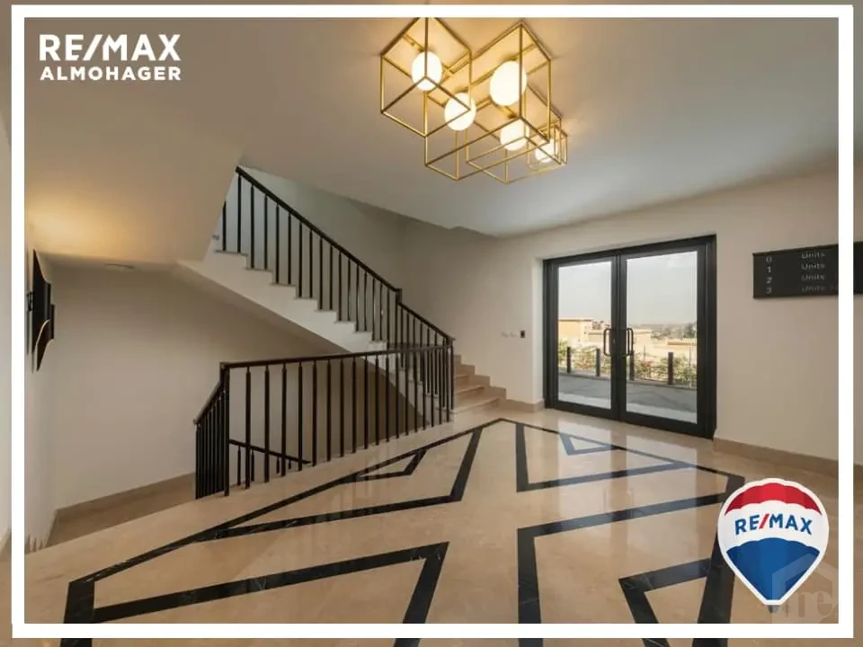 More Light, More Views – Corner Townhouse for Sale in Pyramids Hills!