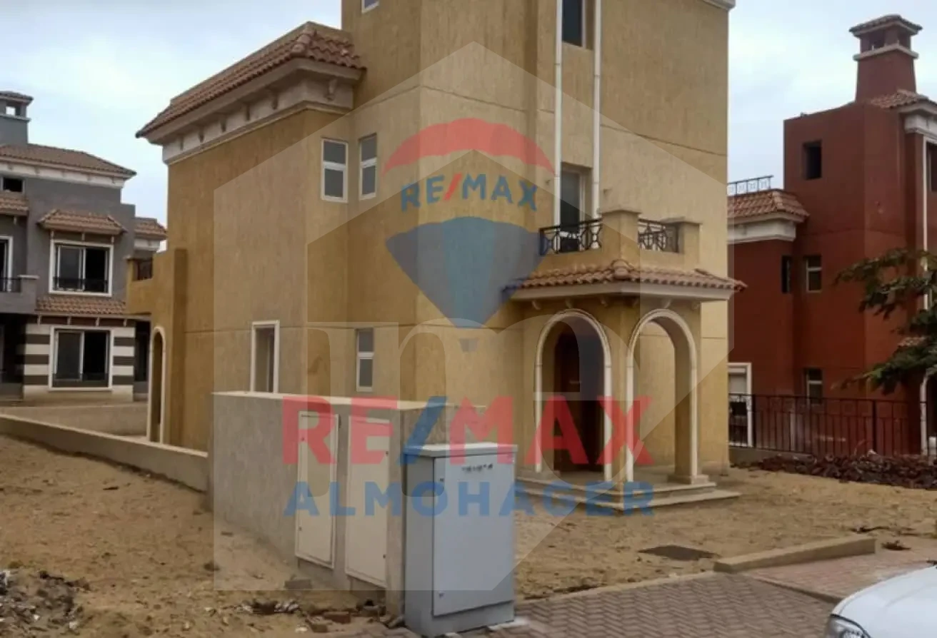 Family Villa with Prime Layout for Sale - Super Diamond Verona Porto October