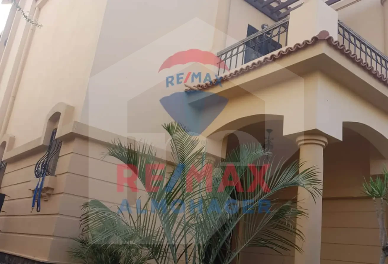Darah Gardens: Standalone Villa for Sale, Swimming Pool, Large Garden