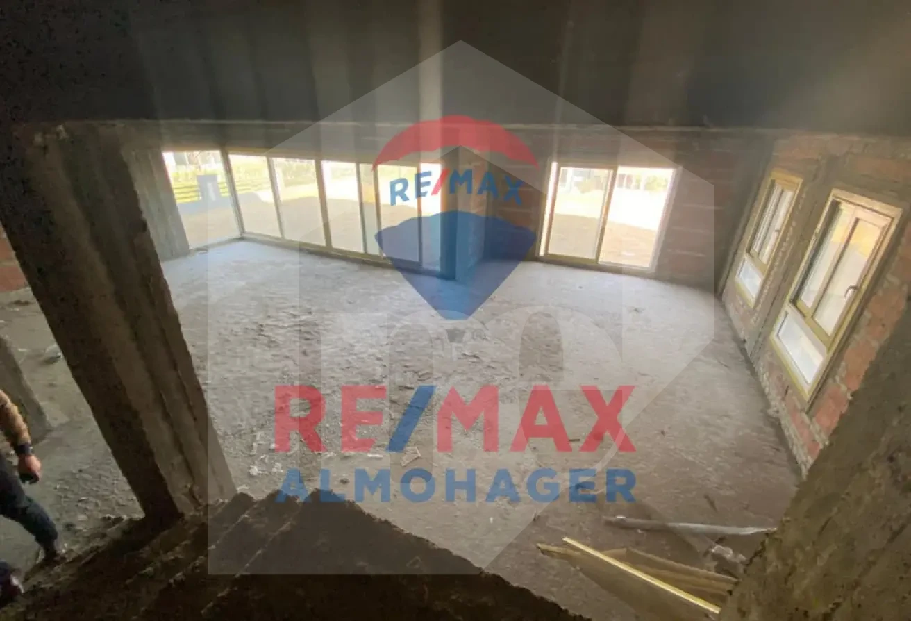 Standalone Villa for Sale in Etapa – Corner Unit with Panoramic View