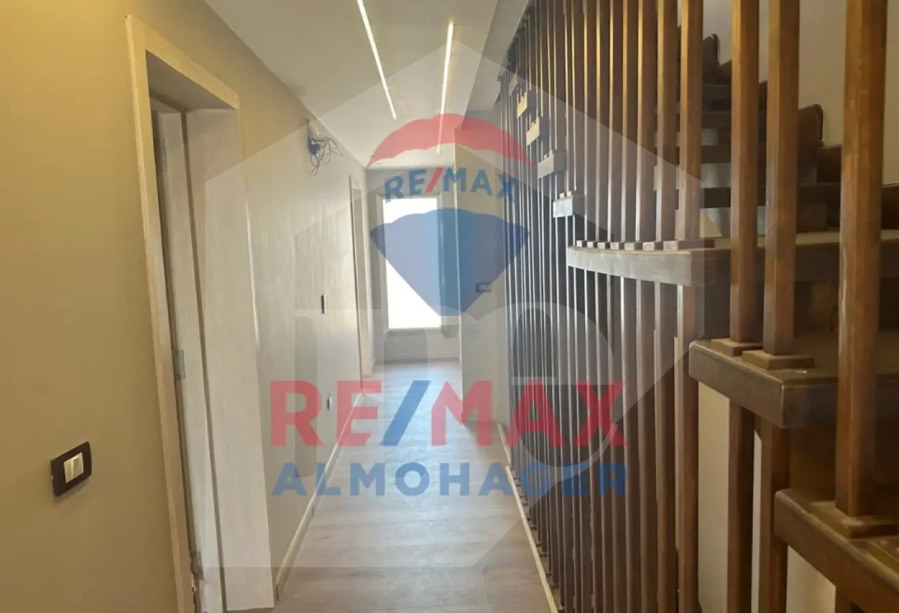 Ready-to-Move Villa in Prime Allegria Location