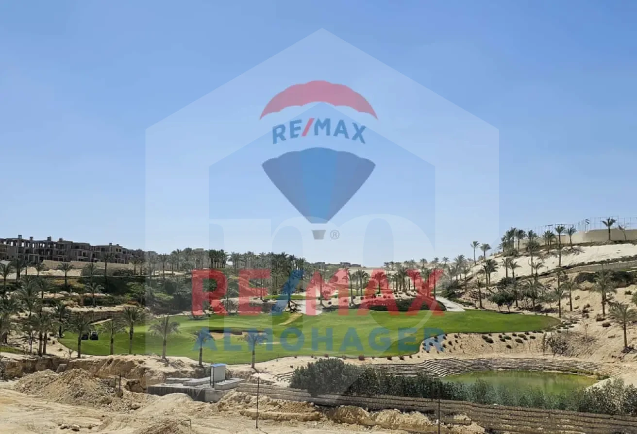 تاون هاوس كورنر مميز - كينجز رينج الجيزة الجديدة، جاهز للسكن