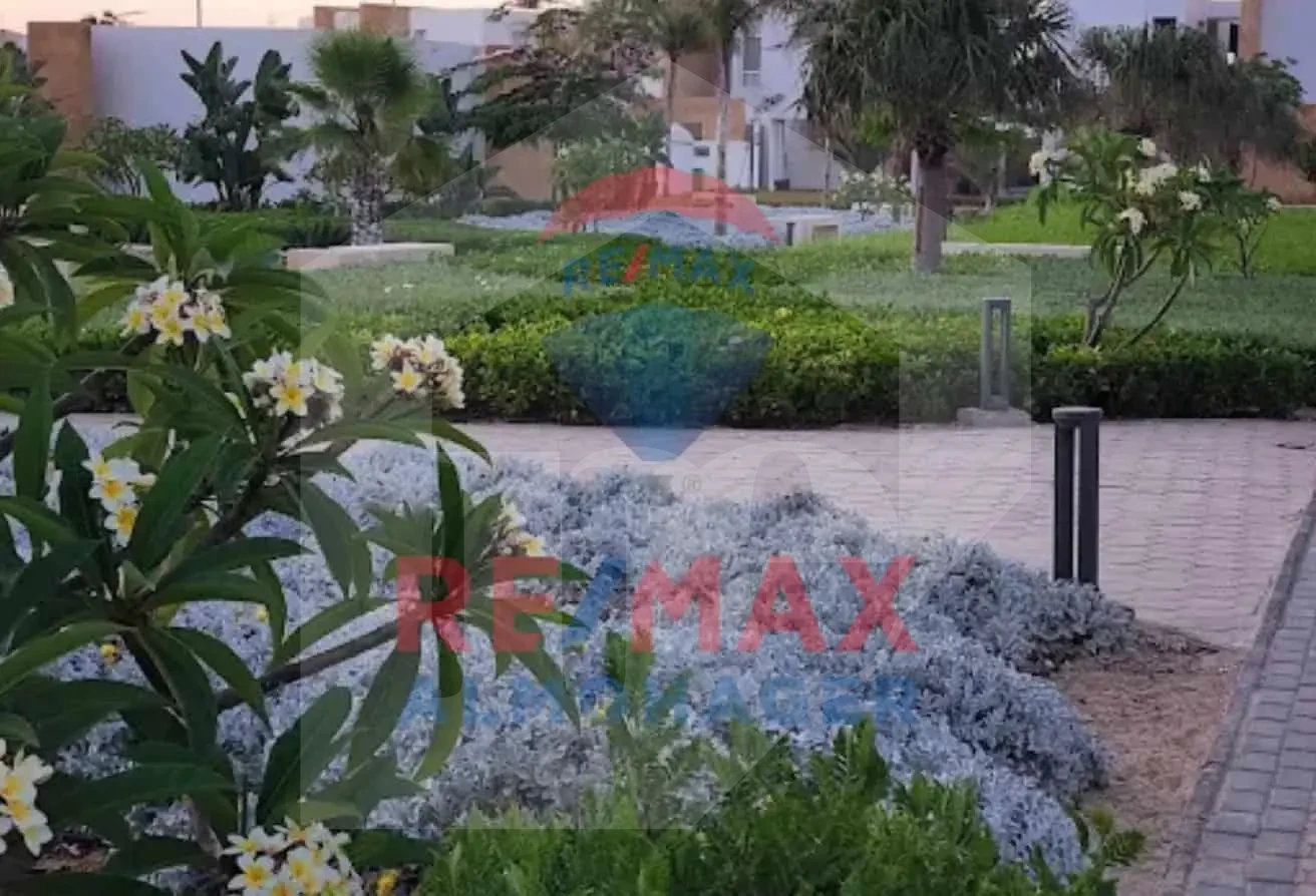 Corner Townhouse for Sale: C Shell Resort, North Coast