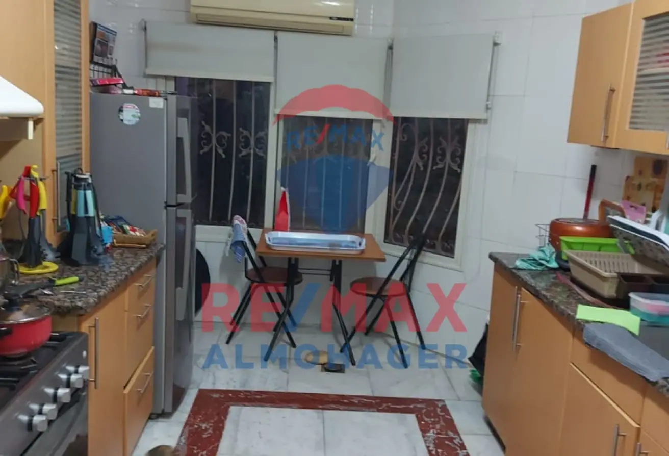 فيلا مميزة للبيع - كمبوند جرينز، بالقرب من جميع الخدمات