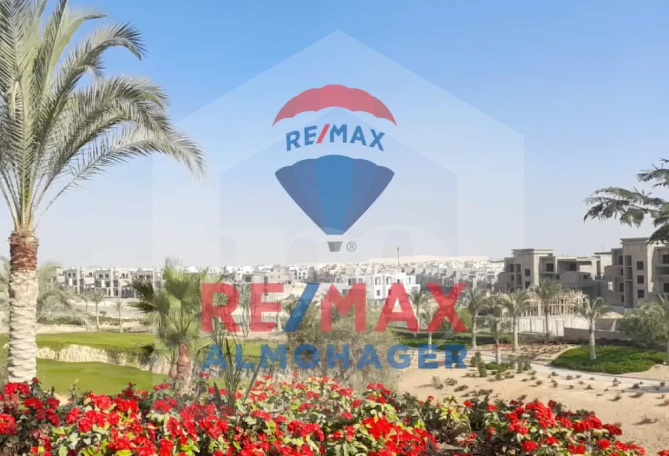 فيلا مميزة للبيع - نيو جيزة كينجز رينج المرحلة الأولى، بحيرة ولاند سكيب رائع