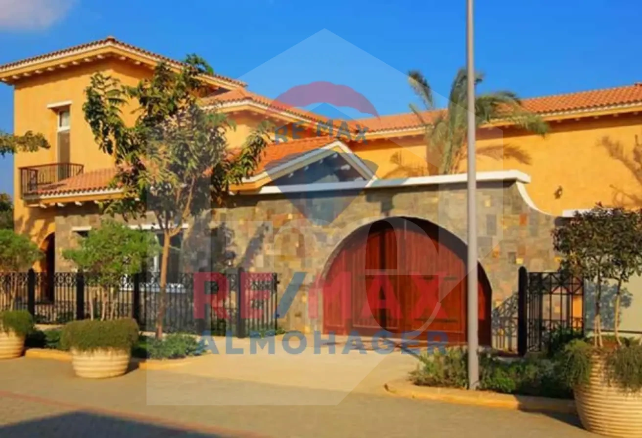 Prestigious Villa for Sale in Uptown Cairo (Alba Sendia) V2 - Prime Spot with Magnificent Landscape Outlook