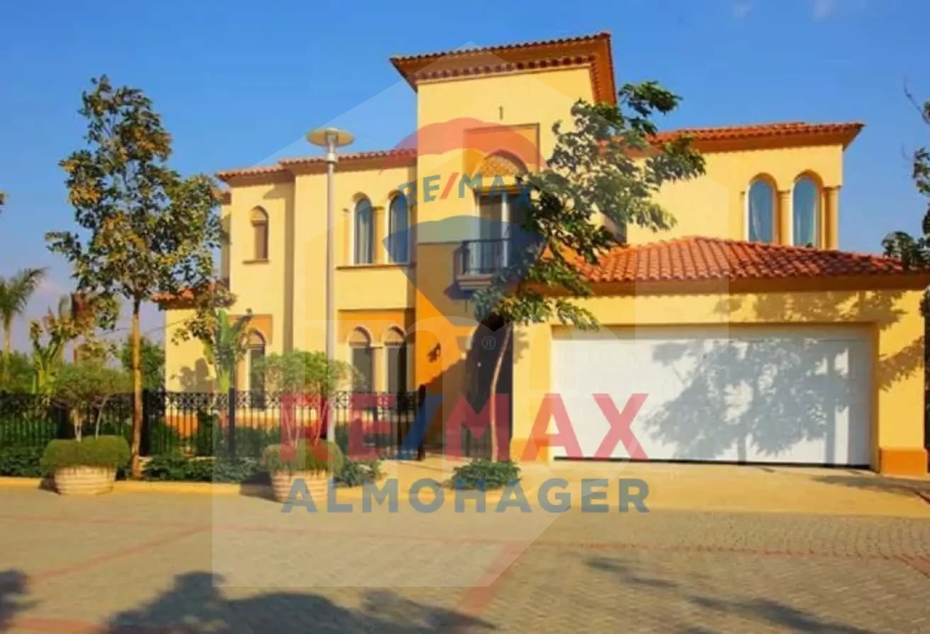 Magnificent Villa in Alba Sendia V2, Uptown Cairo - Prime Location Overlooking Scenic Landscape