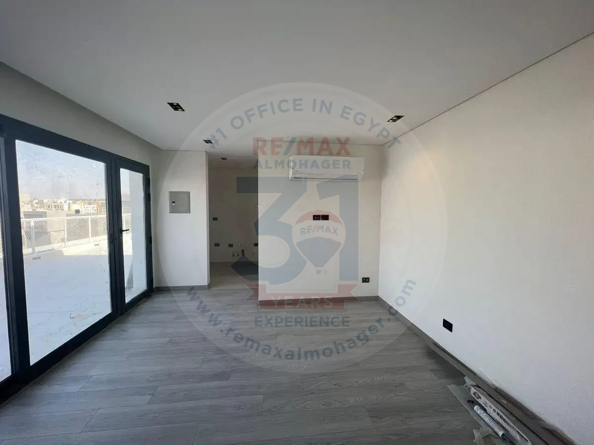 Apartment for sale in Eastown Compound, New Cairo