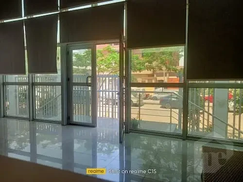 للايجار دور في مبني إداري 1050 متر