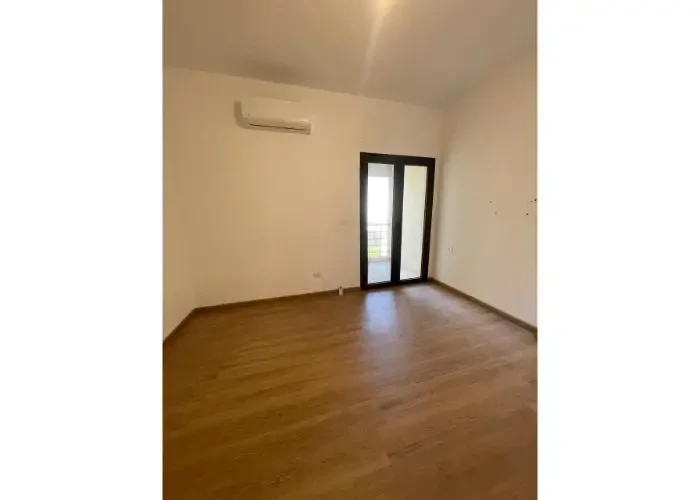 For Sale In Fifth Square