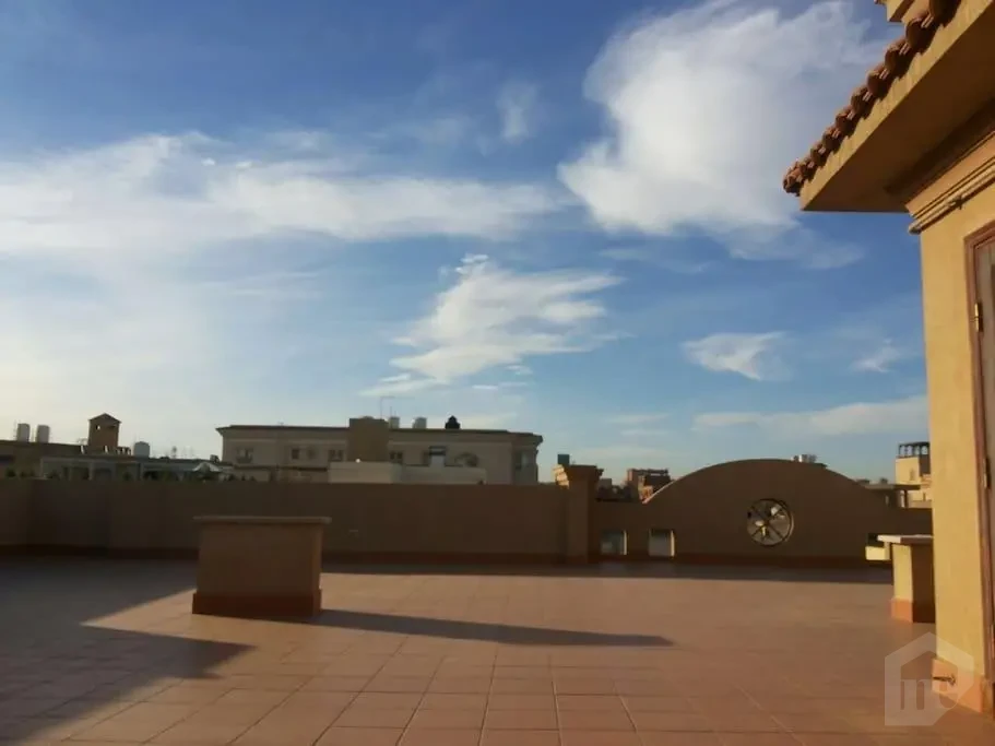 للإيجار شقة بالتجمع الخامس