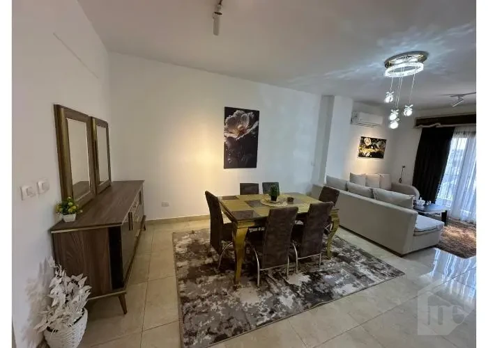 شقه للأيجار في القاهره الجديده