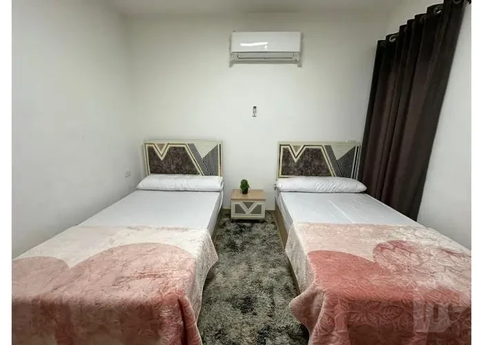 شقه للأيجار مفروش في فيفث سكوير