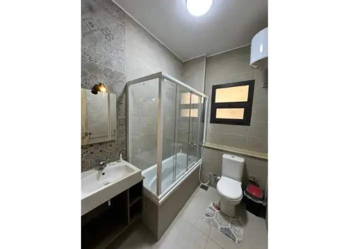 للأيجار في فيفث سكوير