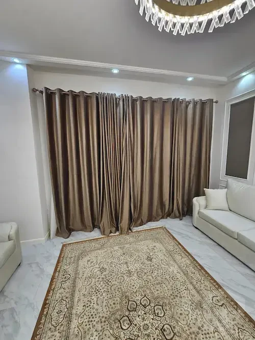 شقة إيجار مفروش 175م في كمباوند الباتيو أورا – 3 غرف – أول سكن – نيو القاهرة