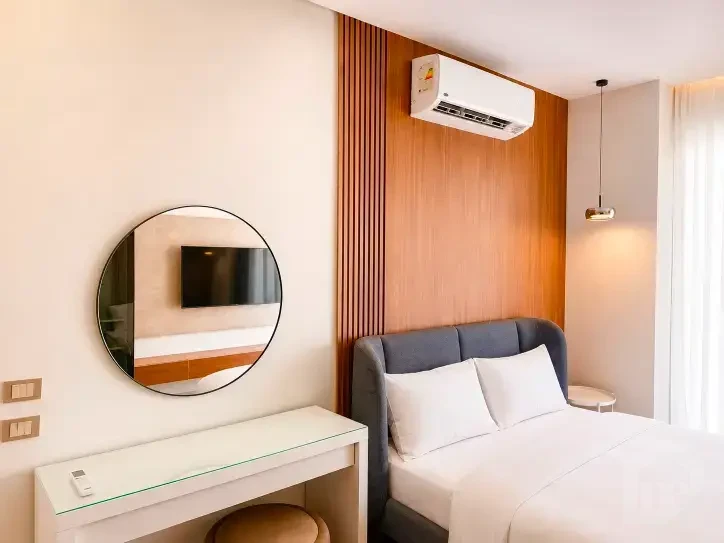 fully-furnished-apartment-for-sale-in-lake-view-residence-L9192