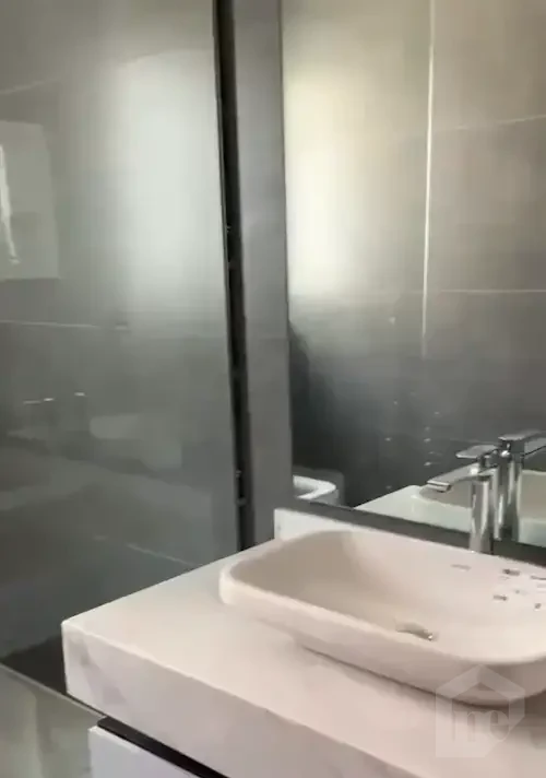 شقة جاهزة للتسليم الفوري في كمبوند ليك فيو ريزيدنس