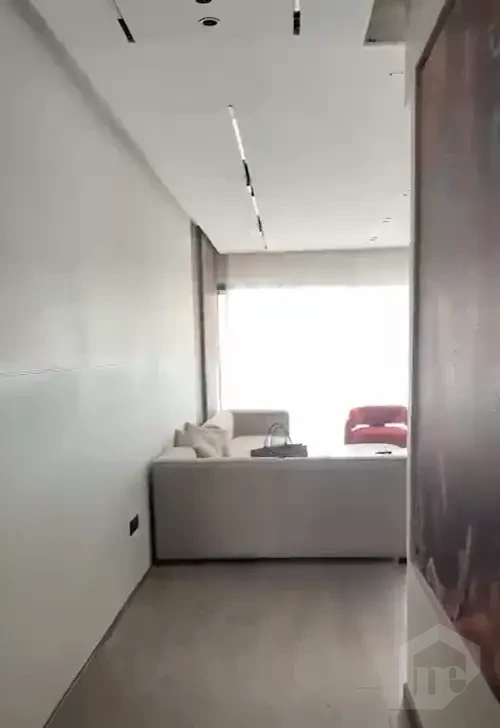 شقة جاهزة للتسليم الفوري في كمبوند ليك فيو ريزيدنس