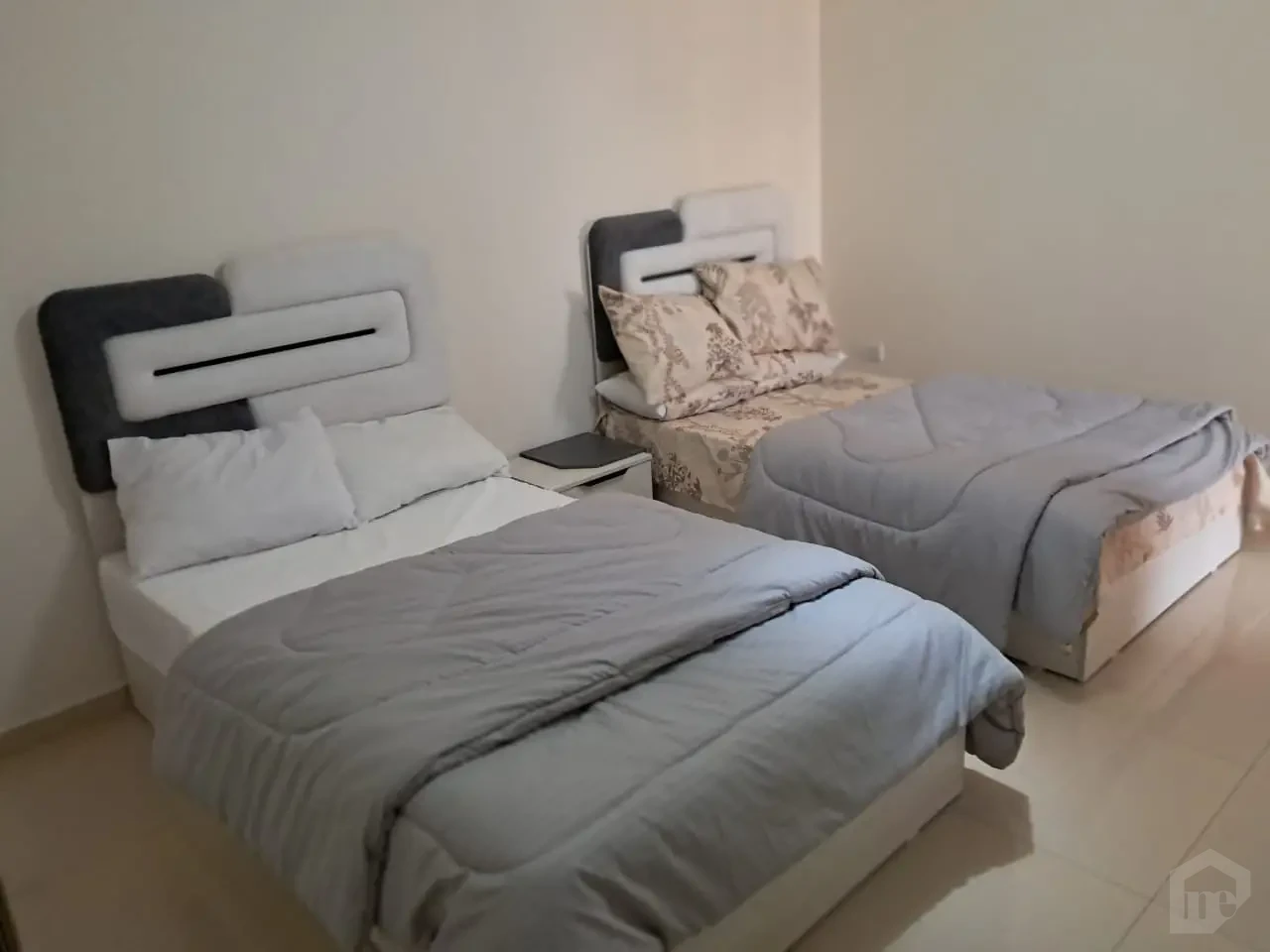 شقة مودرن مفروشة بالكامل بإطلالة مميزة داخل ميدتاون من بتر هوم