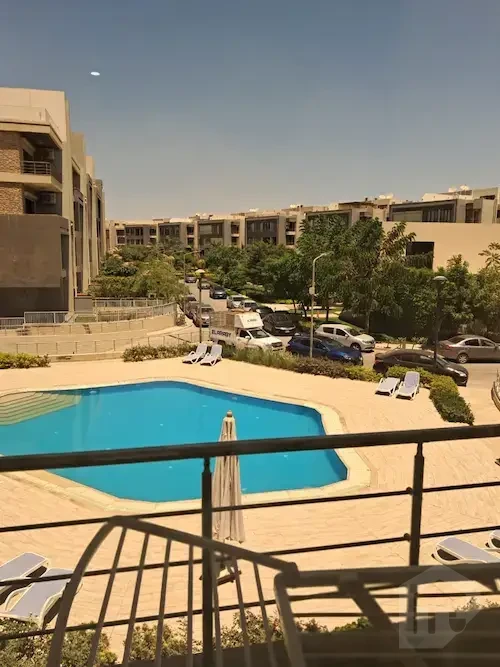 شقة مودرن مفروشة بالكامل بإطلالة مميزة داخل ميدتاون من بتر هوم