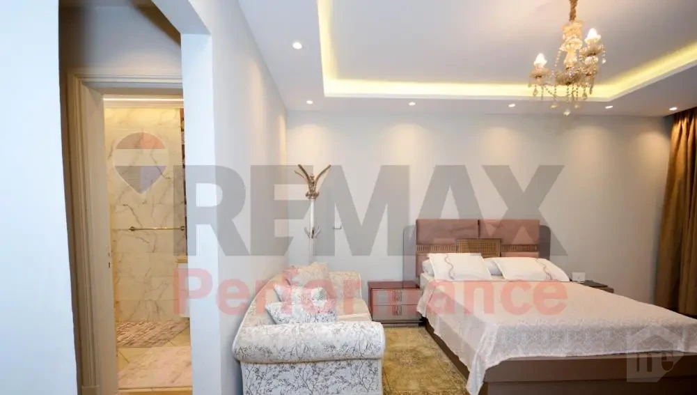 3bedrooms 3bathroom  apartment for rent Smouha