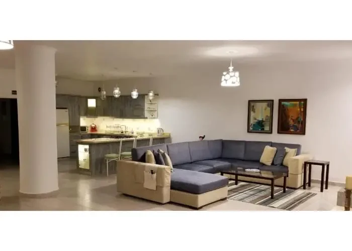 شقه للأيجار في القاهره الجديده