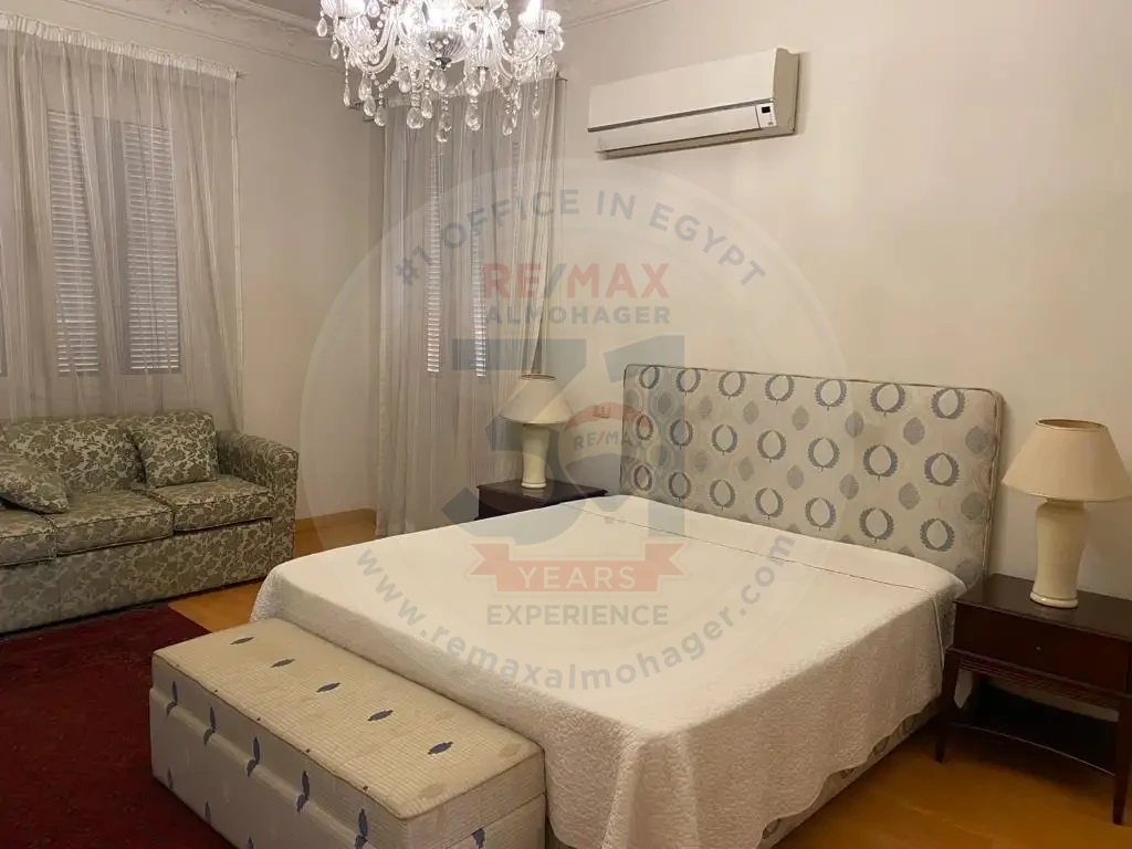 Furnished residential unit for rent in the settlement