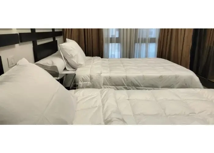 شقه مفروشه للأيجار في ايستاون