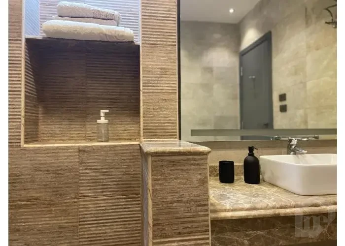 Apartment 2 Bedrooms For Rent In East Town