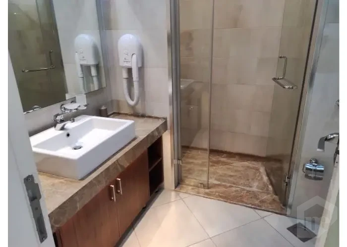 شقه مميزه للايجار في قطاميه هايتس