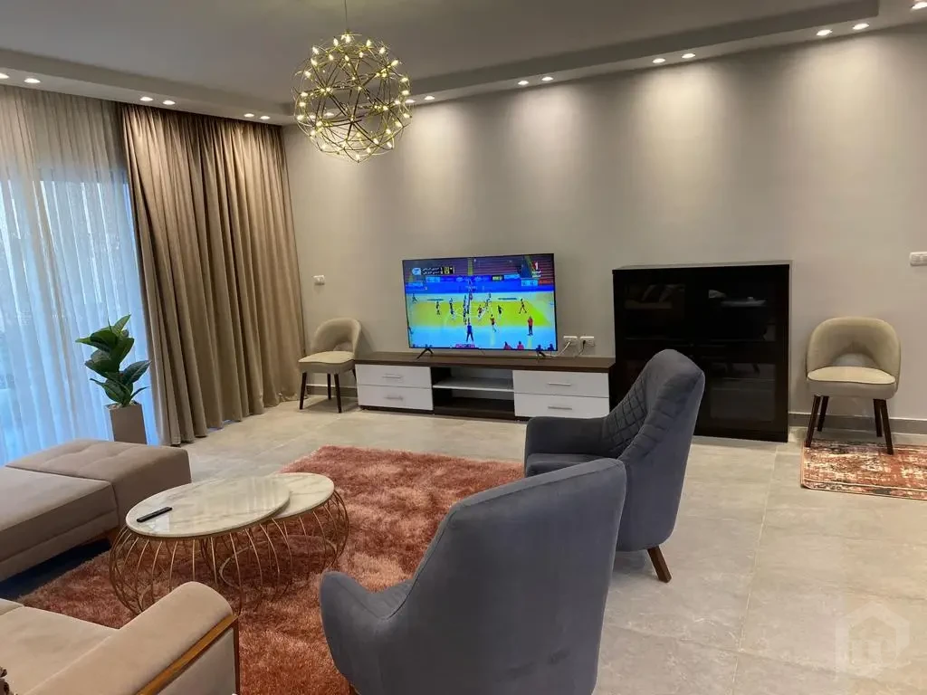 Luxury Furnished Apartment for Rent in Lake View