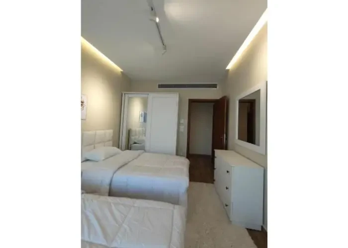 For Rent in Lake View