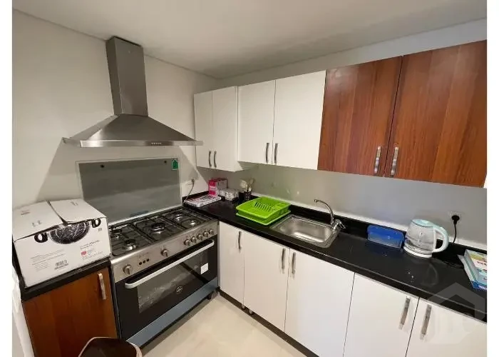 شقه مفروشه للأيجار في ميفيدا