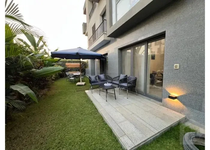 شقه للأيجار في القاهره الجديده