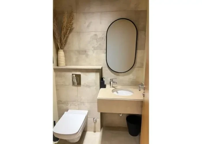 شقه مفروشه للأيجار في سوديك فيليت