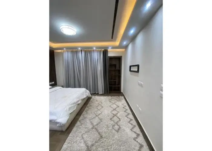 شقه مفروشه للأيجار في التجمع الخامس