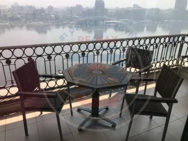 Apartment for sale in Giza, Nile View, furnished, 400 m, first residence