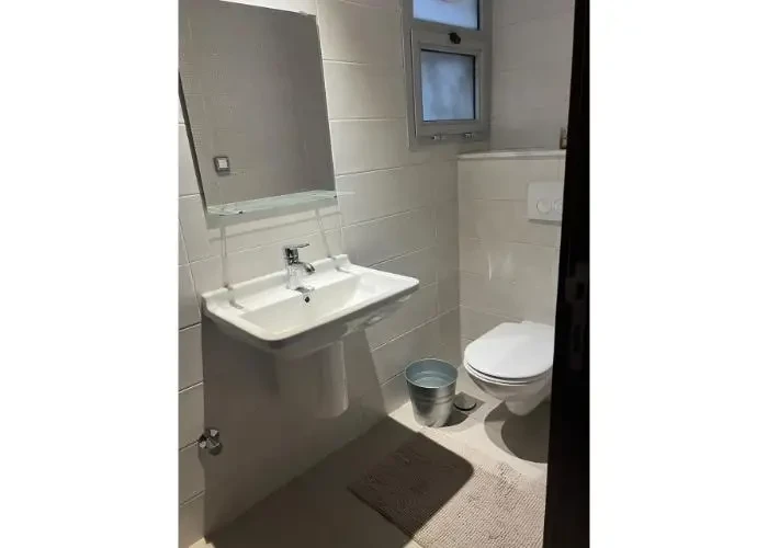 شقه للأيجار في القاهره الجديده