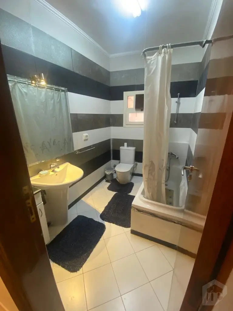 جدوبلكس للأيجار في الشويفات 300 متر