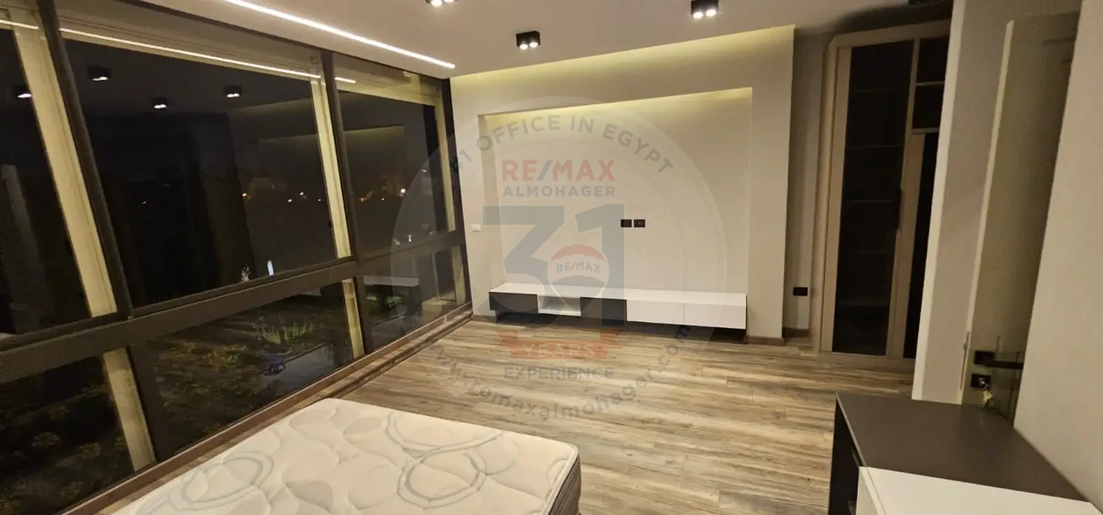 Ultra super luxury apartment for rent