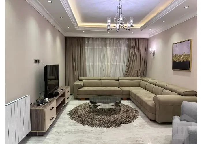 فيلا مستقله مفروشه للأيجار في التجمع الخامس